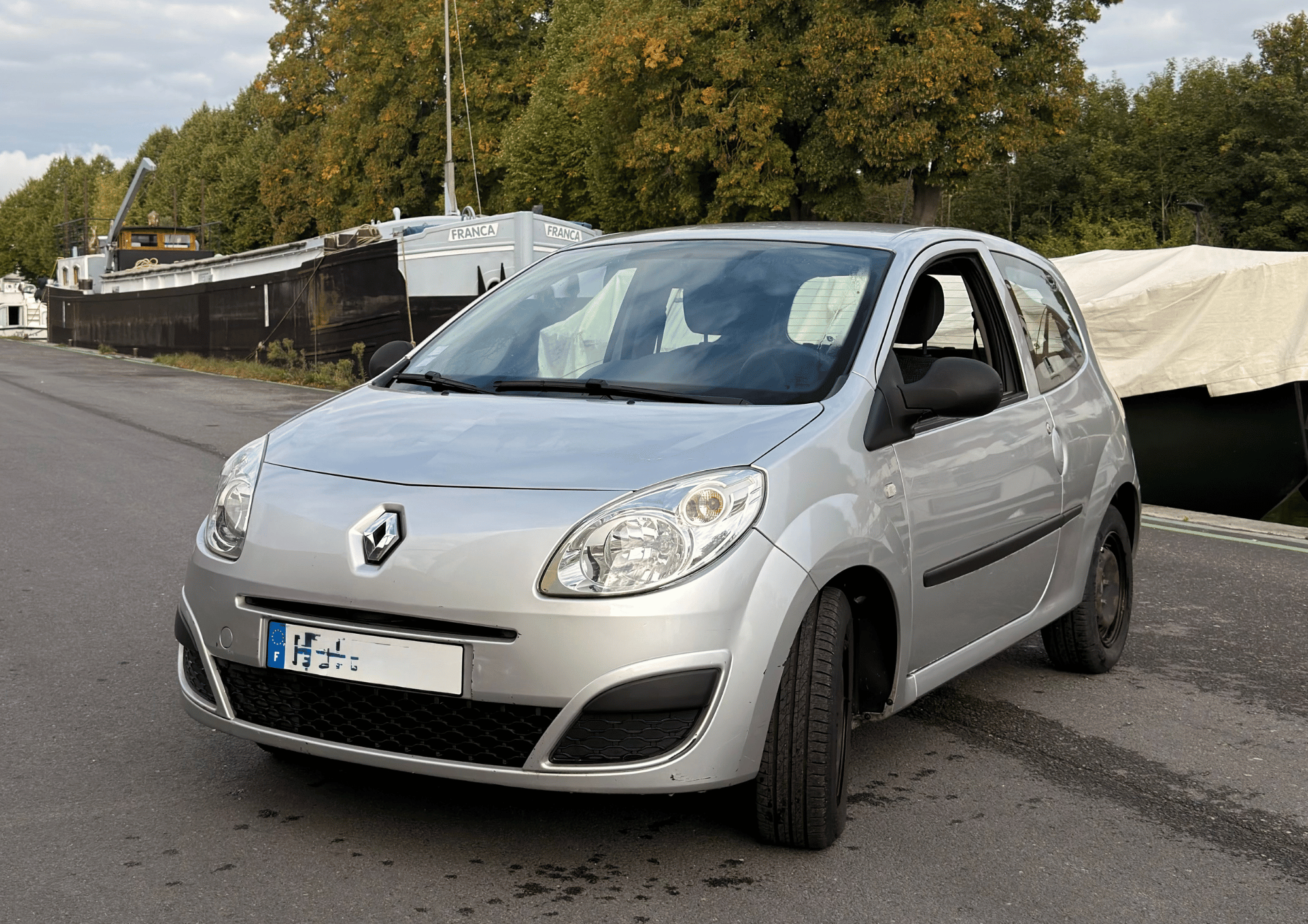 TWINGO II AUTHENTIQUE CLIM 16 V 75 CH